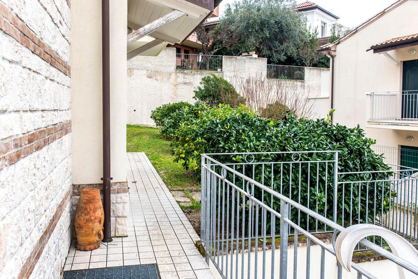 S287 - Sirolo, Villetta Con Giardino Vicino Al Centro Kültér fotó